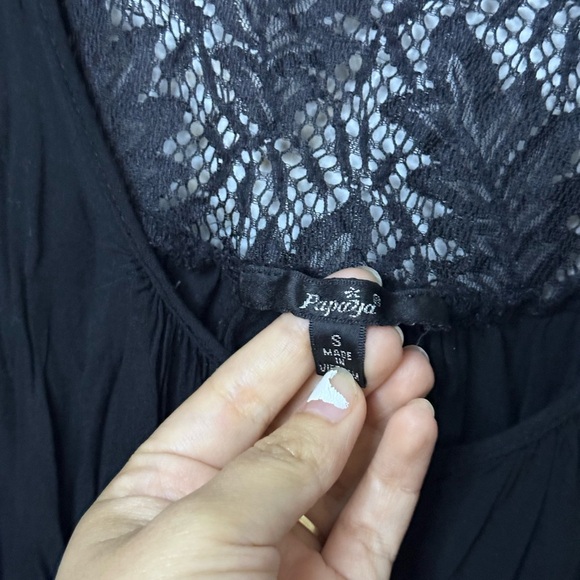 Papaya Women Sleeveless black blouse top size small - Picture 3 of 9
